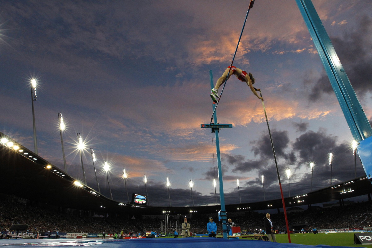 salto-com-vara-olimpiadas.jpg
